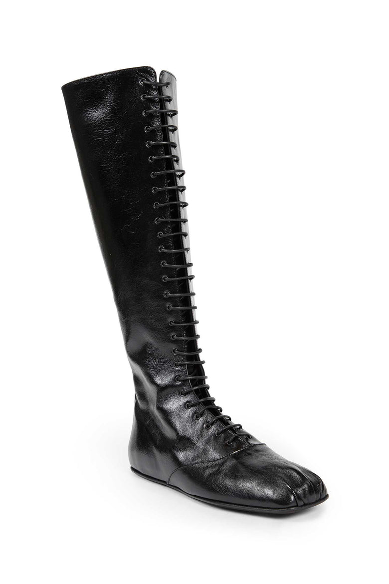 Ysha Boots in Semi-Shiny Leather
