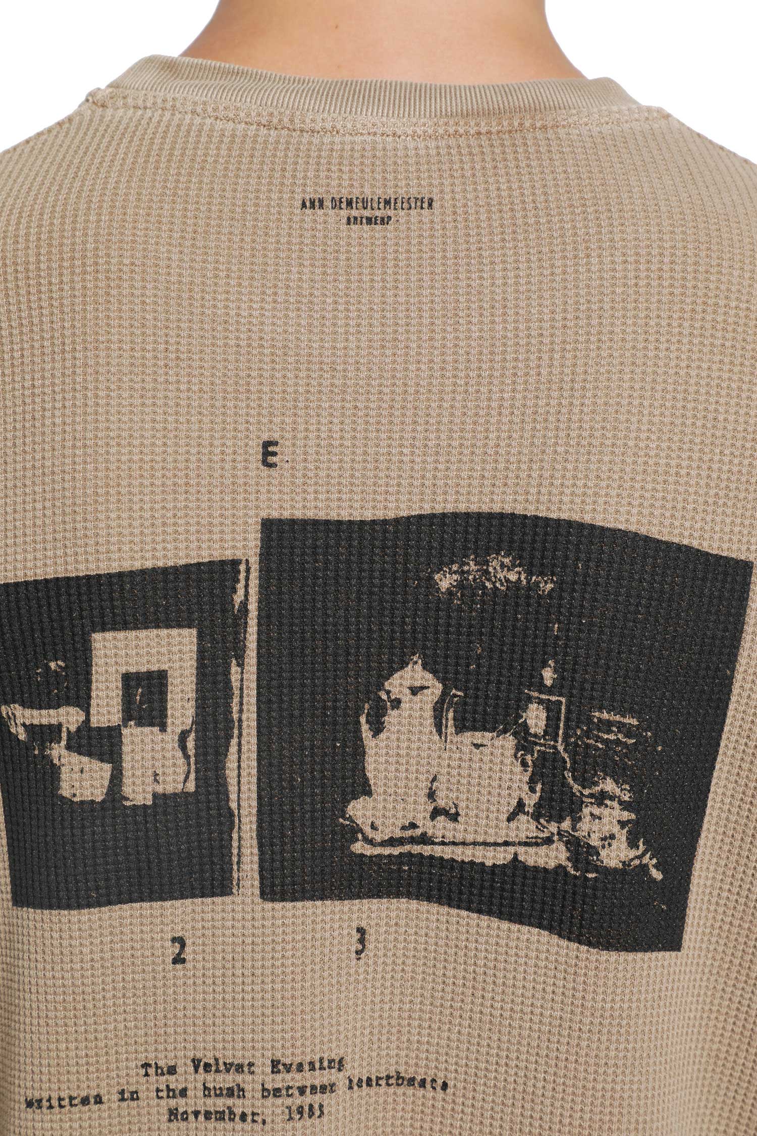 Emil ''The Velvet Evening'' Long Sleeve T-Shirt