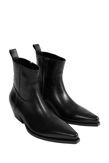 Imme Pointy Ankle Boots