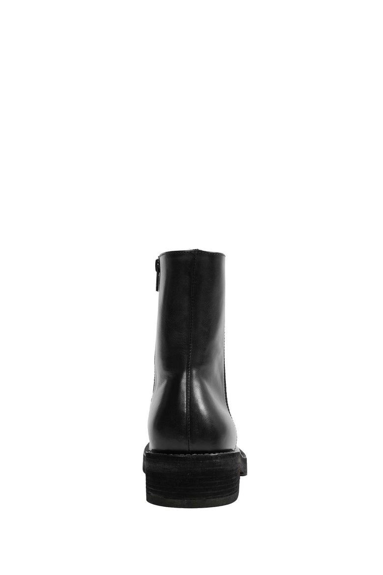 
              ANN DEMEULEMEESTER Helfred Ankle Boots man
            