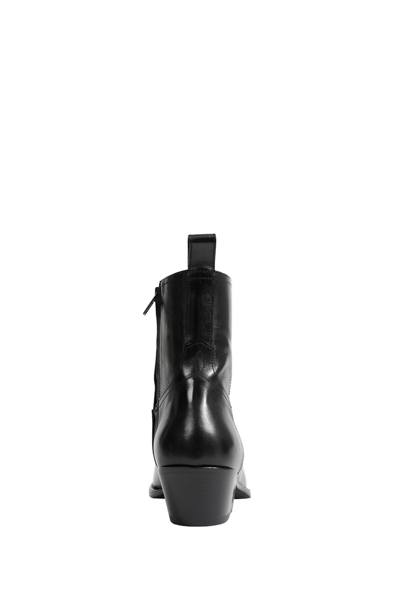 
              ANN DEMEULEMEESTER Imme Pointy Ankle Boots woman
            