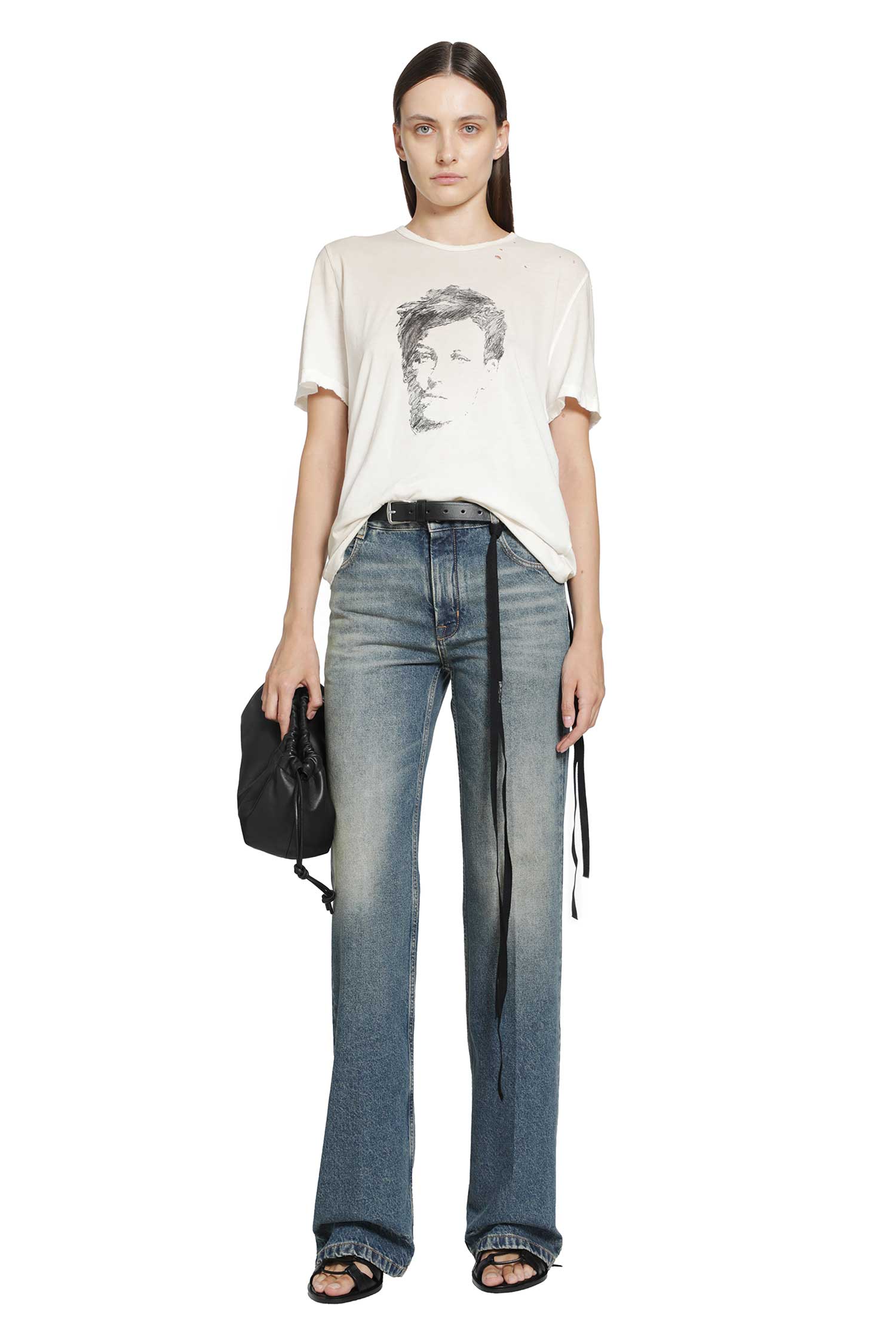 Fanie ''Portrait'' Standard Fit T-Shirt