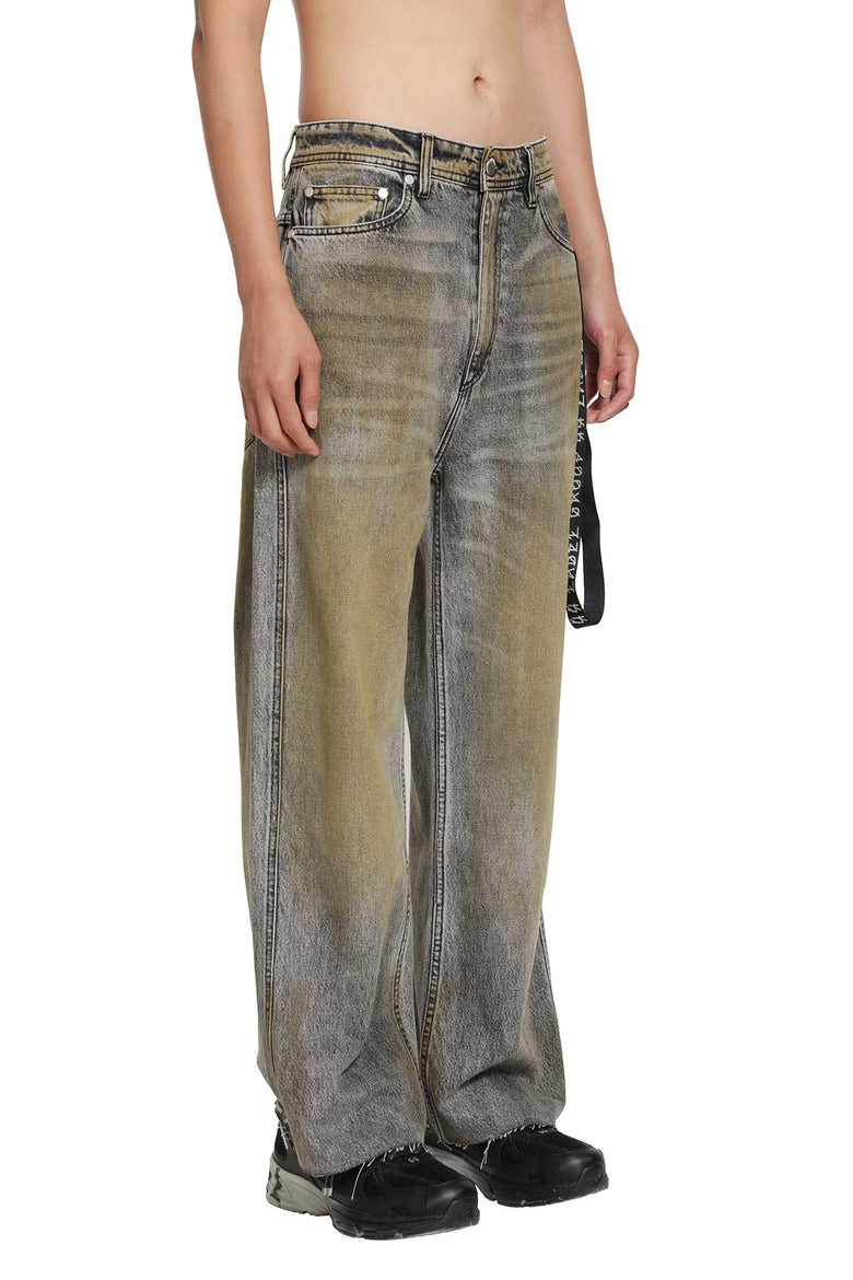 
              44 LABEL GROUP ''Drag me to Hell'' Soil Denim Pants man
            
