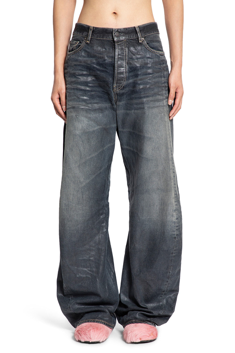 2006 Loose Fit Jeans