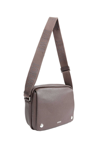 Medium Pebble Messenger Bag