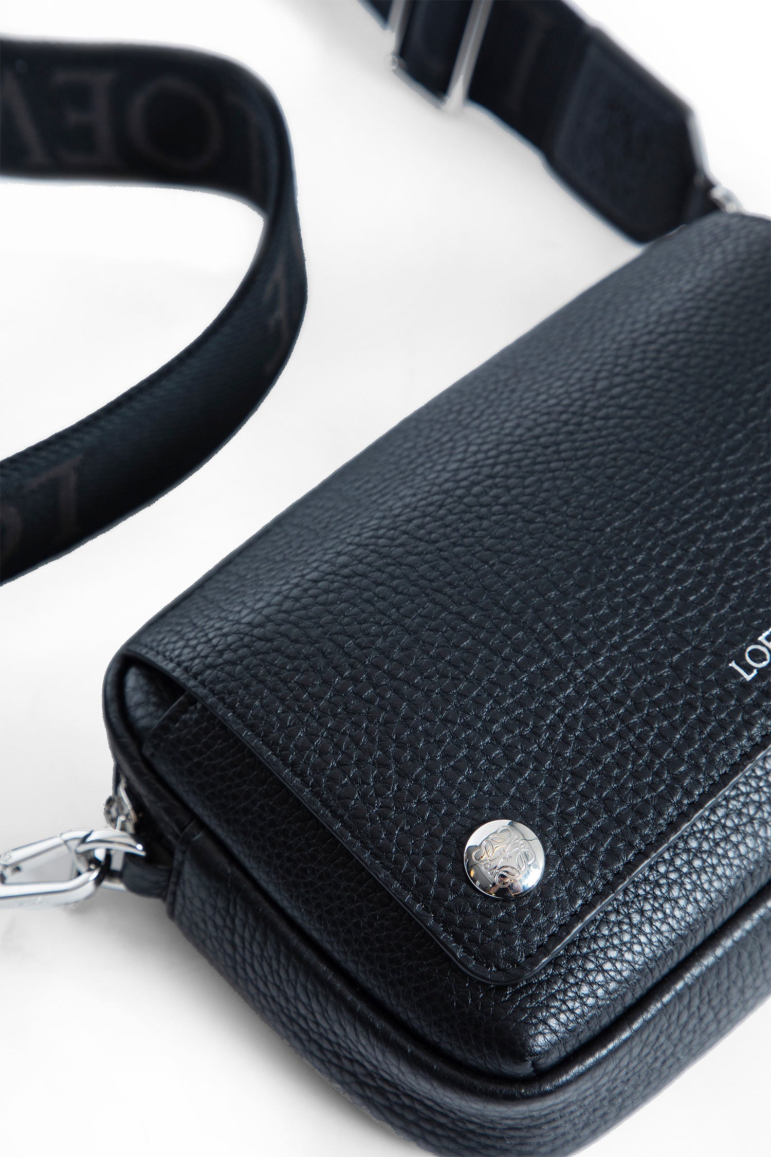 LOEWE Small Pebble Messenger Bag man