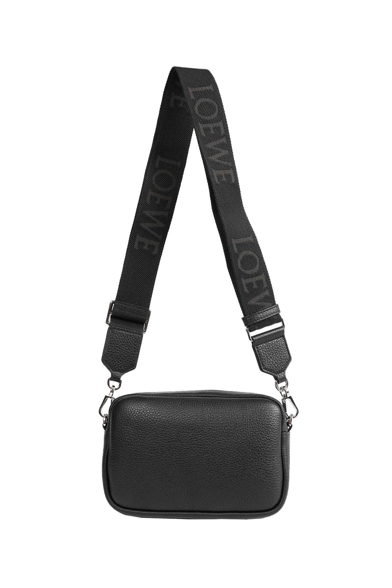 LOEWE Pebble Messenger Small man