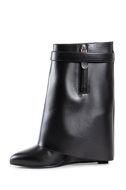 GIVENCHY WOMAN BLACK BOOTS