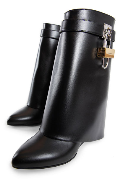 GIVENCHY WOMAN BLACK BOOTS