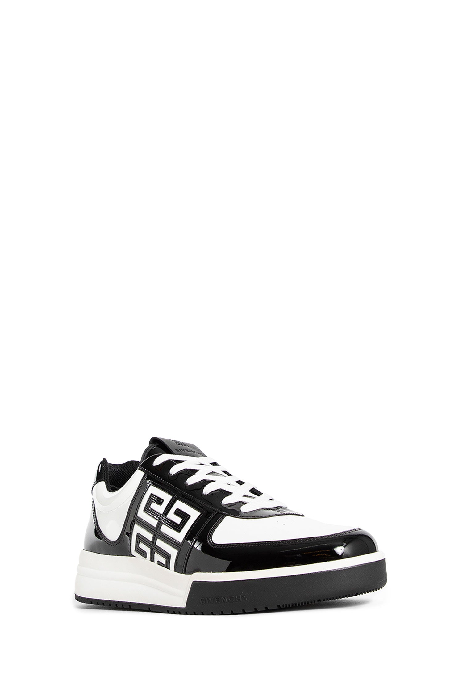 GIVENCHY MAN BLACK&WHITE SNEAKERS