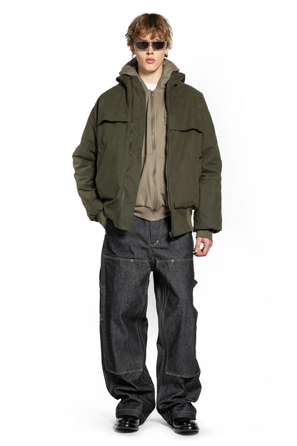 Straight-Leg Jeans