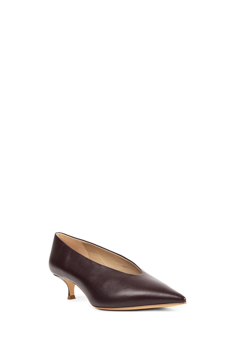 Babouche Kitten Pumps