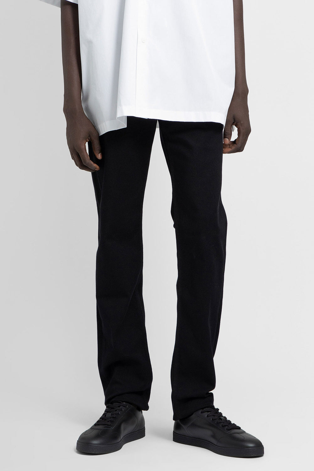 GIVENCHY MAN BLACK JEANS