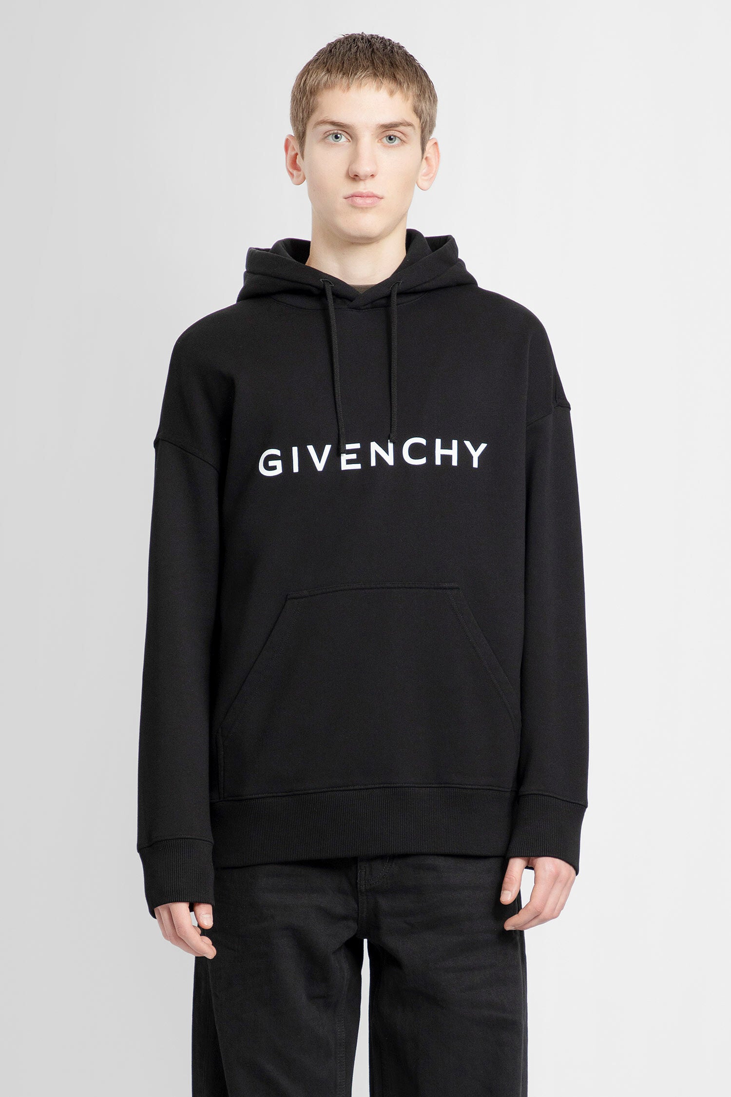 GIVENCHY MAN BLACK SWEATSHIRTS