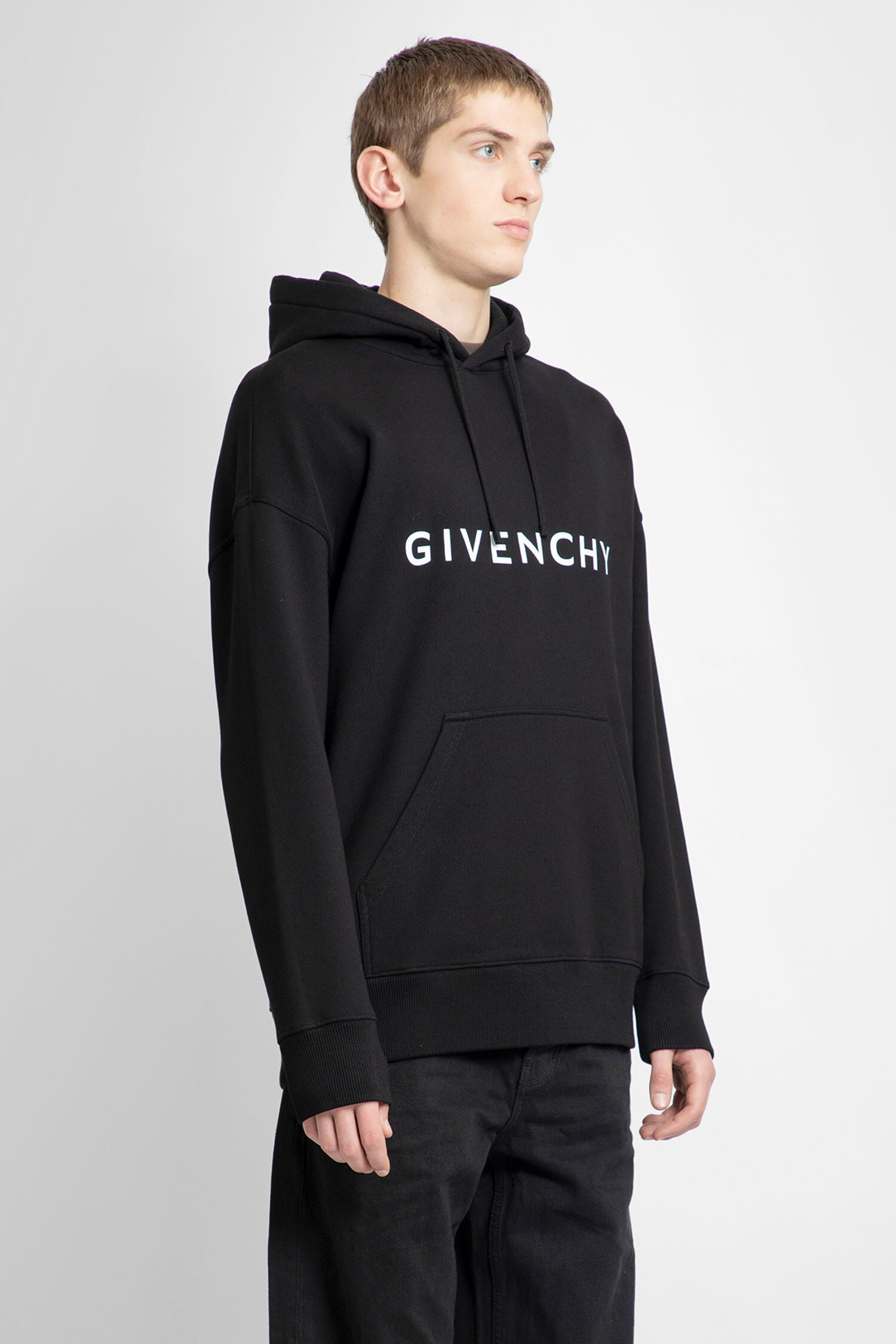 GIVENCHY MAN BLACK SWEATSHIRTS