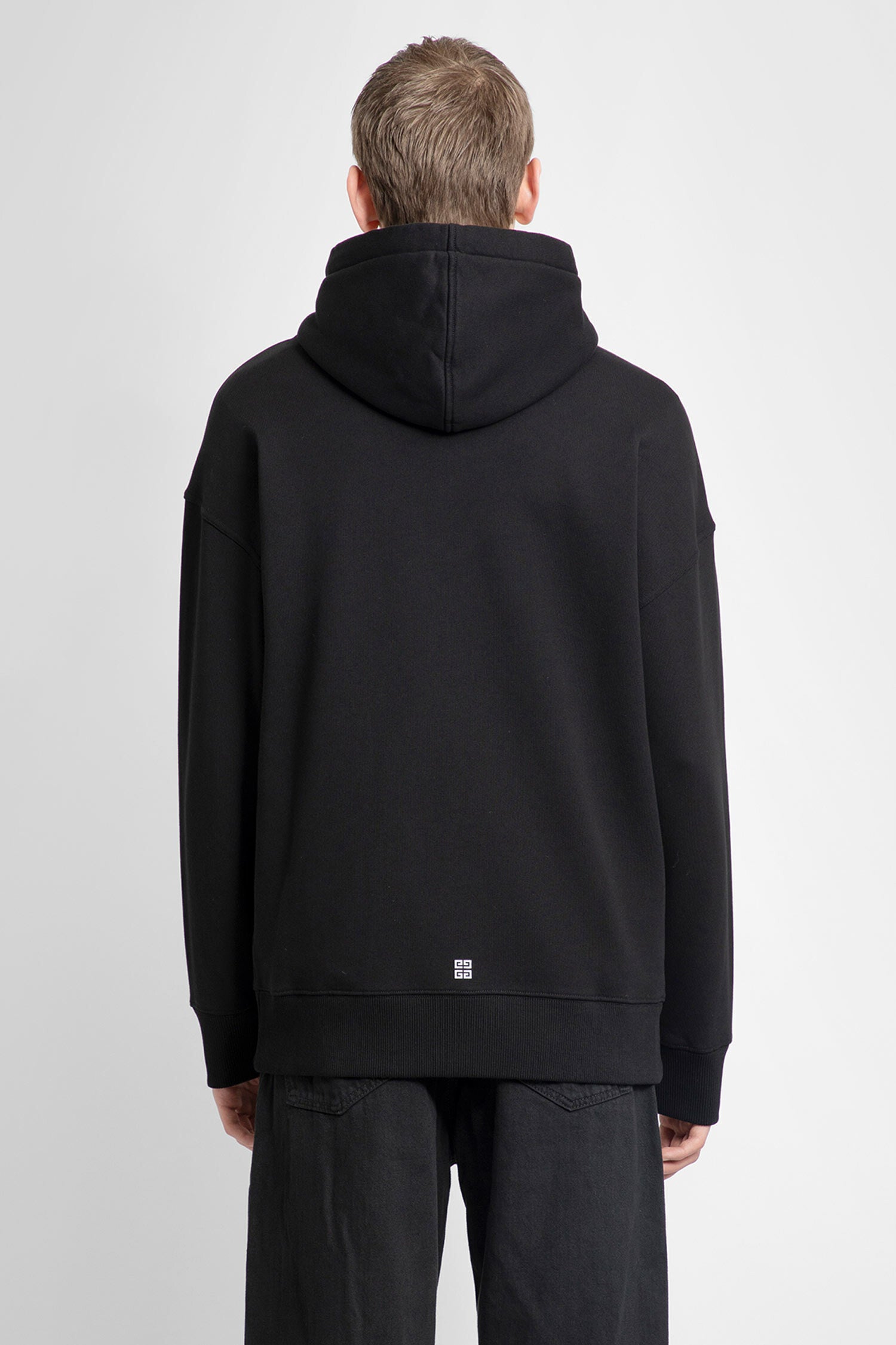 GIVENCHY MAN BLACK SWEATSHIRTS