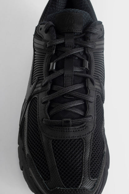 NIKE UNISEX BLACK SNEAKERS