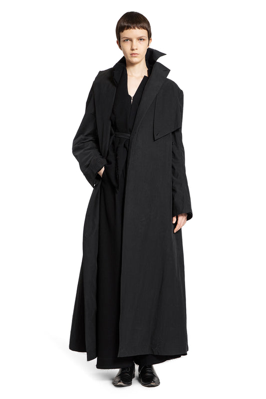 YEHUAFAN WOMAN BLACK COATS