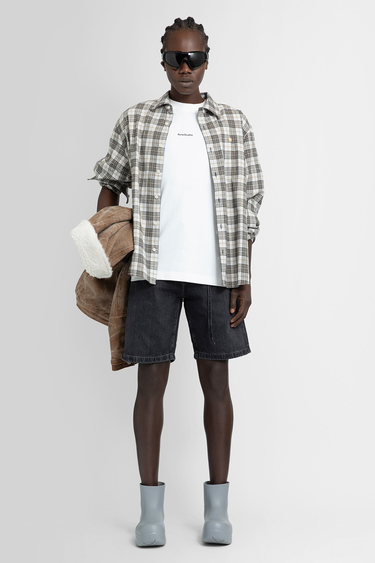 ACNE STUDIOS MAN BLACK SHORTS & SKIRTS