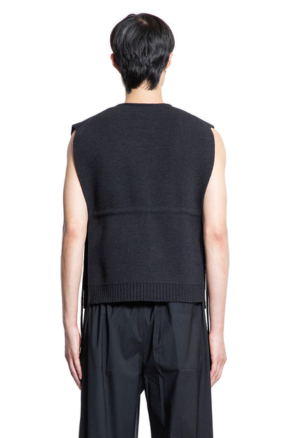Tape Knit Vest