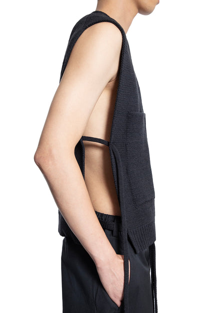 Tape Knit Vest
