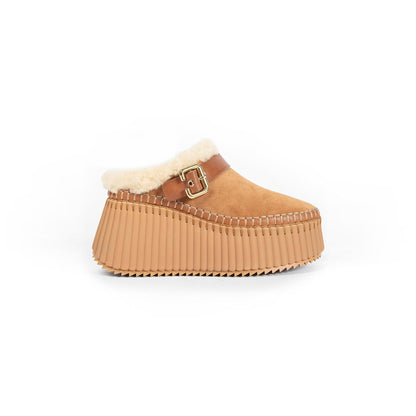 CHLOÉ WOMAN BROWN BOOTS