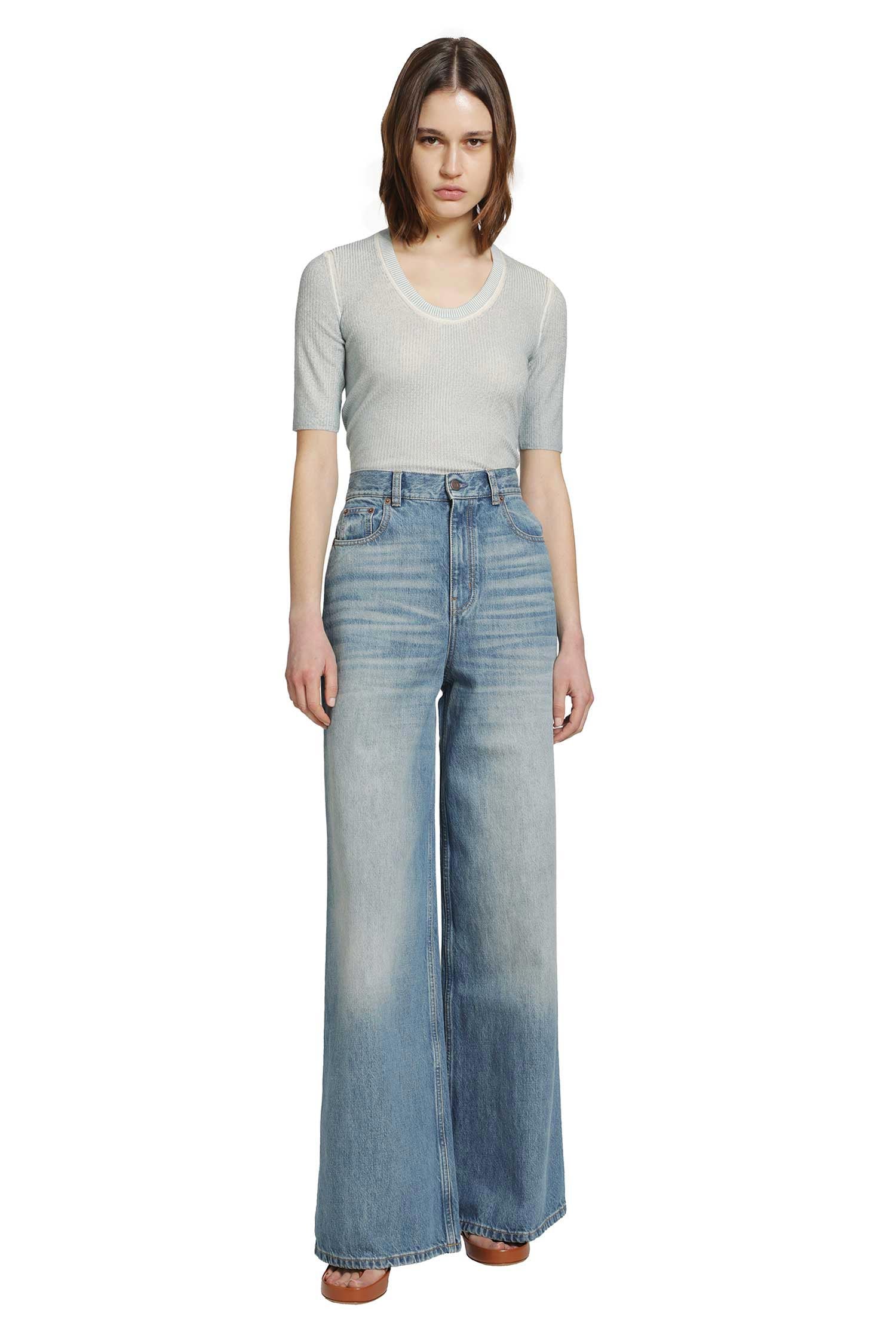 High-Rise Wide Leg Jeans