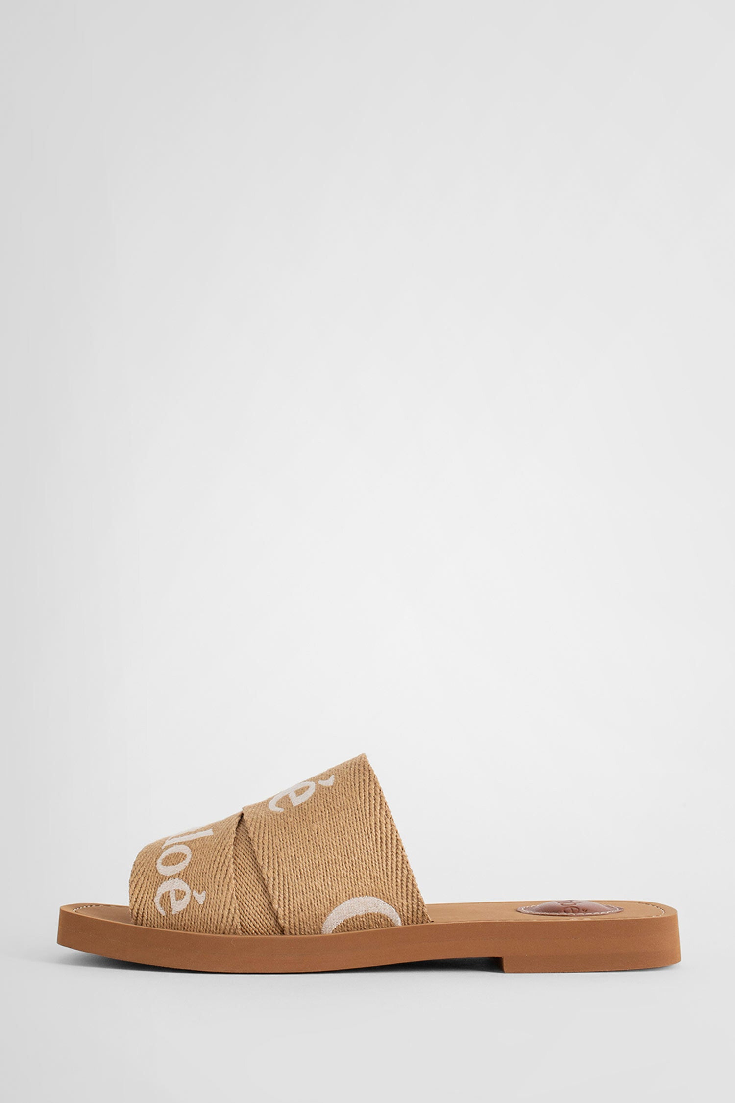 CHLOÉ WOMAN BEIGE SANDALS