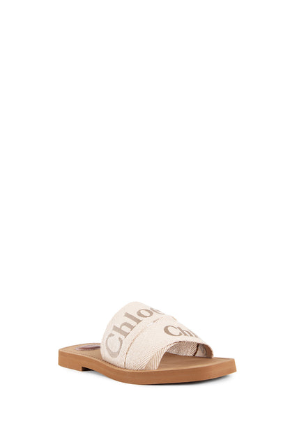 CHLOÉ WOMAN BEIGE SANDALS & SLIDES