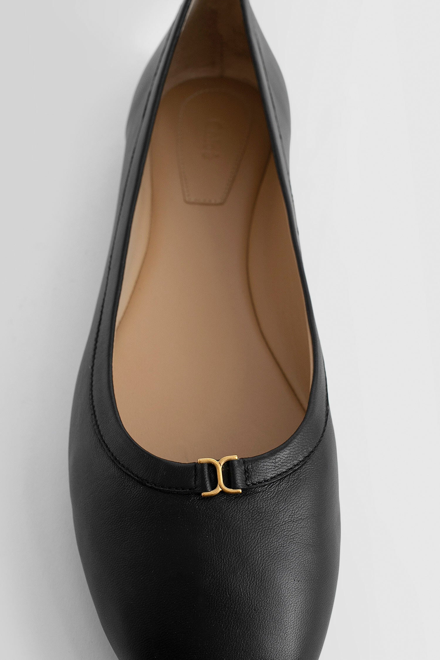 CHLOÉ WOMAN BLACK FLATS