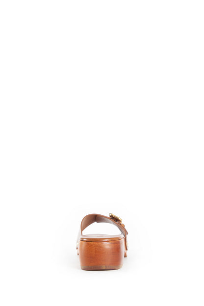Jeannette Mule Clogs