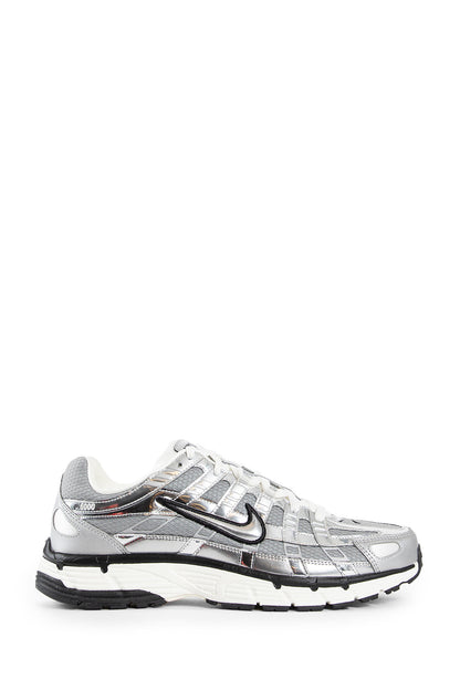 NIKE UNISEX SILVER SNEAKERS