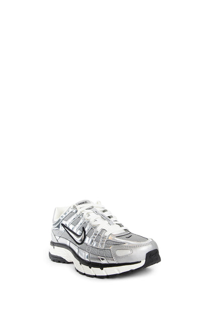 NIKE UNISEX SILVER SNEAKERS