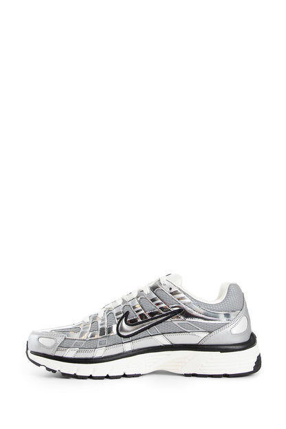 NIKE UNISEX SILVER SNEAKERS