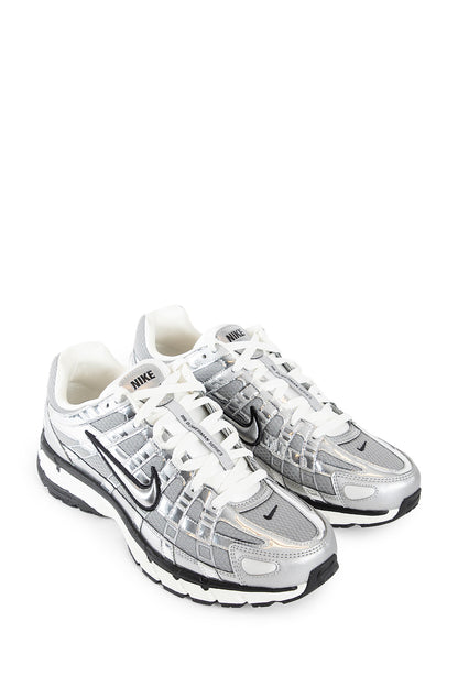 NIKE UNISEX SILVER SNEAKERS