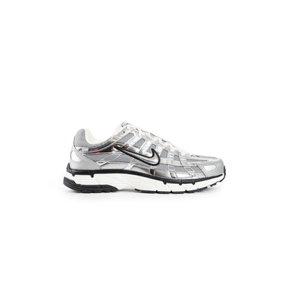 NIKE UNISEX SILVER SNEAKERS