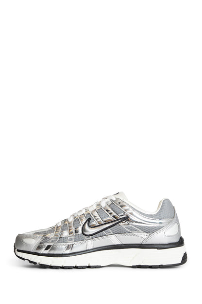 NIKE UNISEX SILVER SNEAKERS