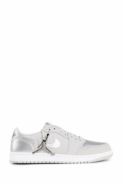 Antonioli NIKE UNISEX SILVER SNEAKERS