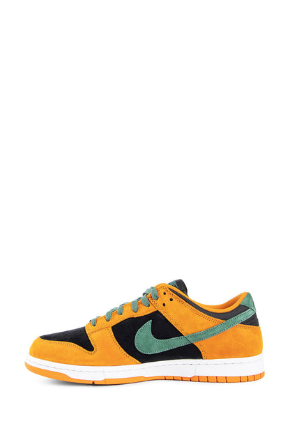 NIKE MAN ORANGE SNEAKERS