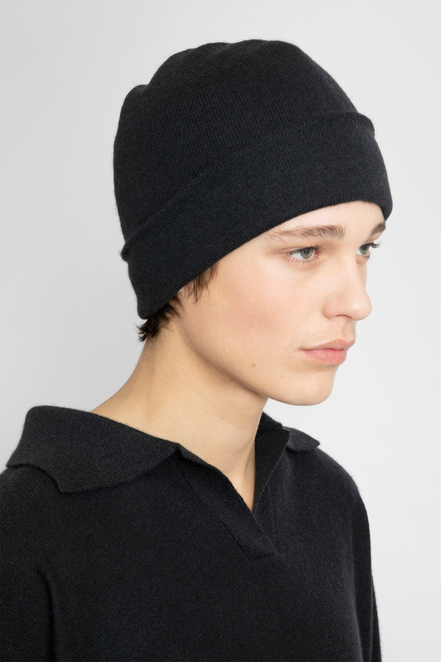 WARM-ME UNISEX BLACK HATS