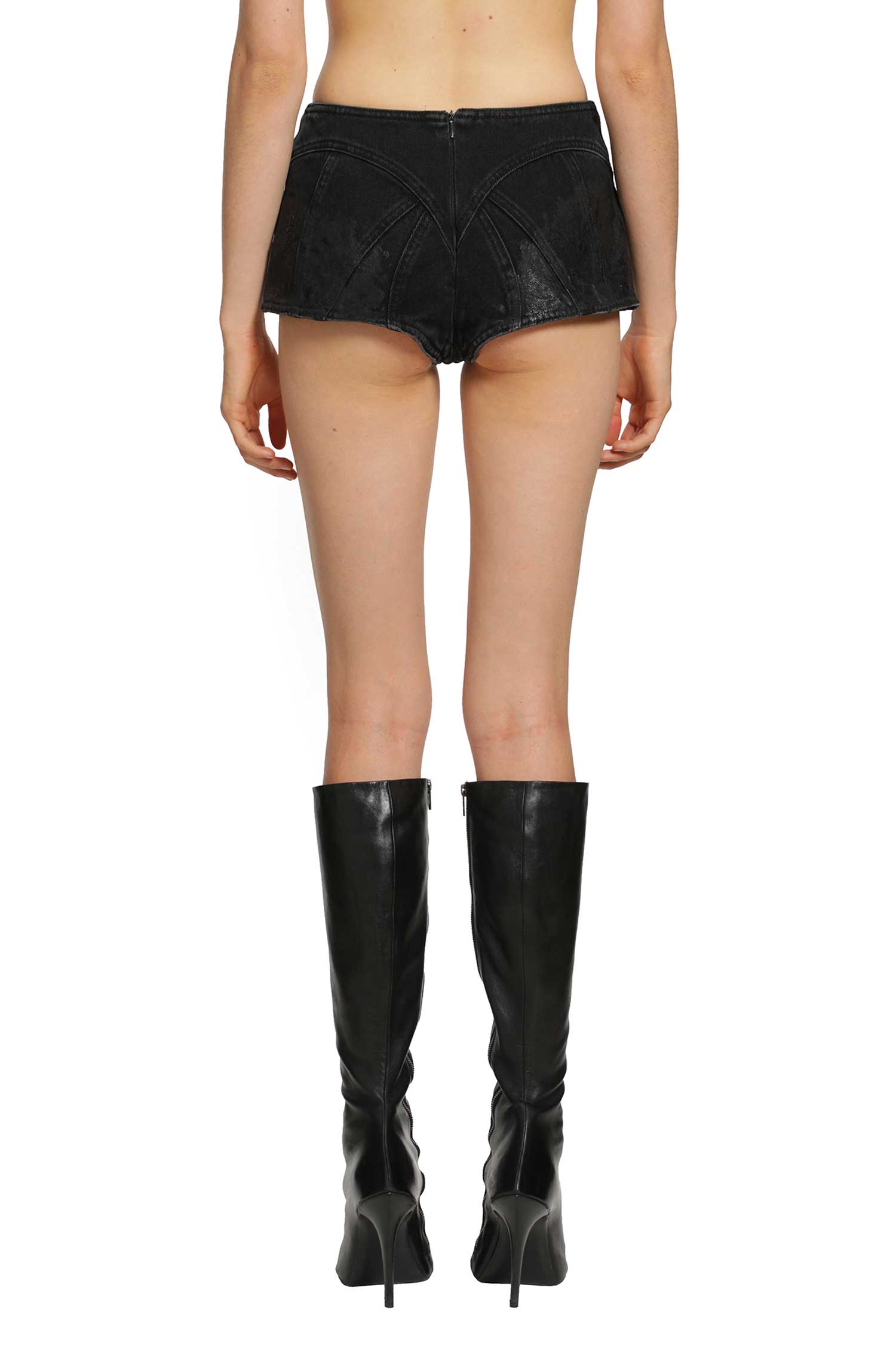 DILARA FINDIKOGLU Old Waves Shorts woman