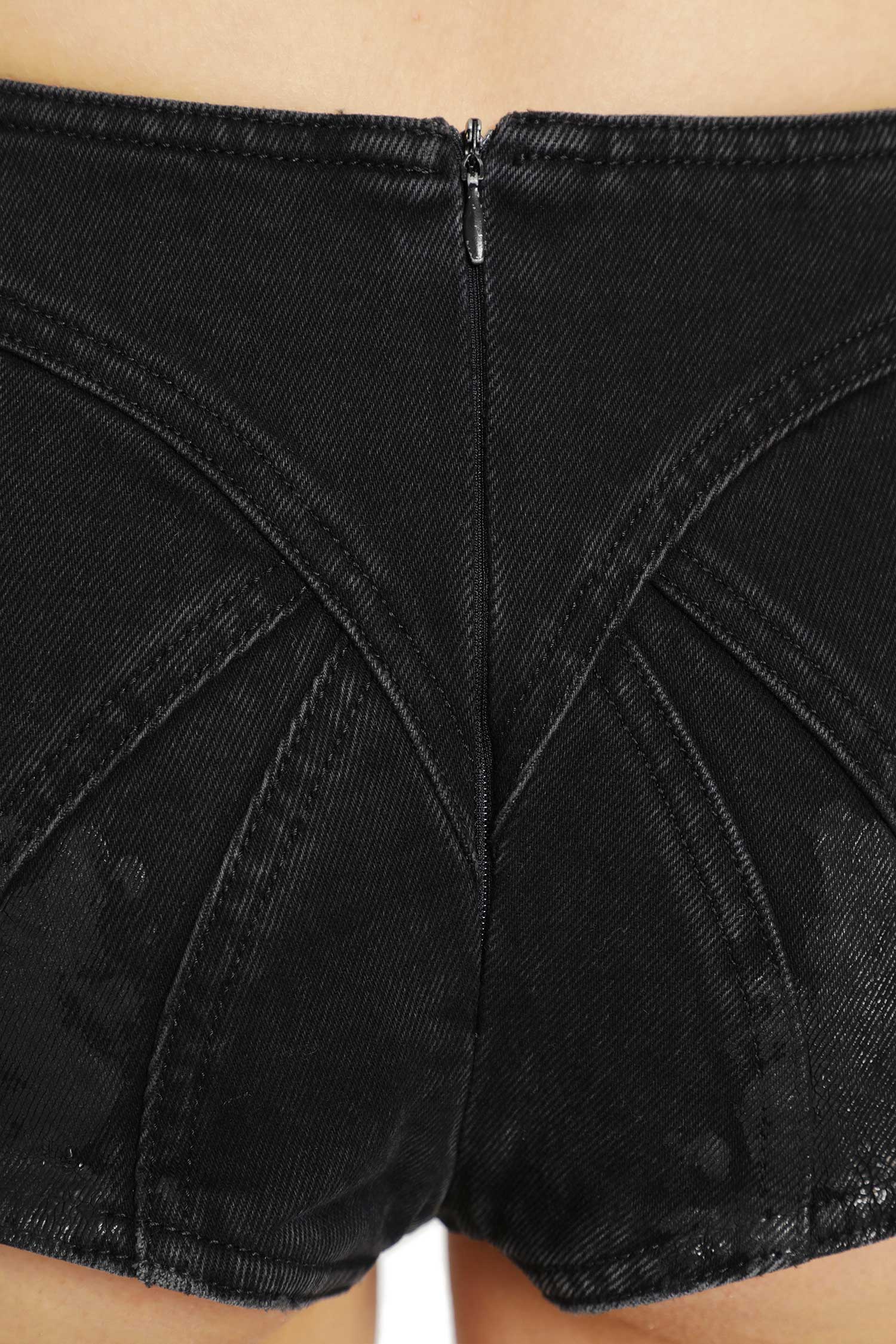 DILARA FINDIKOGLU Old Waves Shorts woman