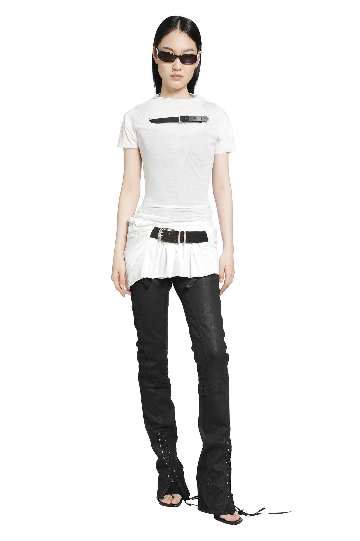DILARA FINDIKOGLU Drama From Exile Jeans woman