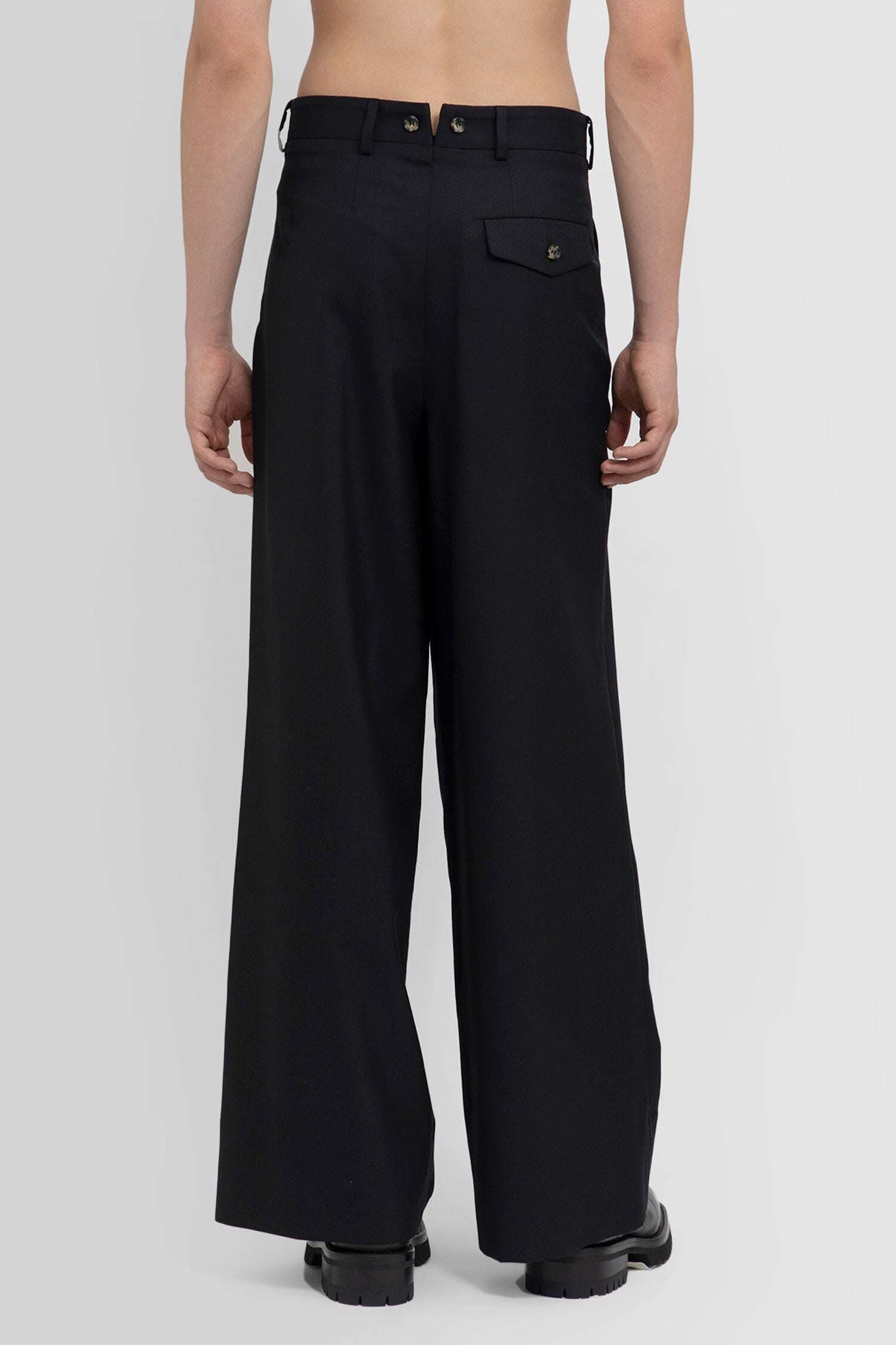 MARINA YEE MAN BLACK TROUSERS