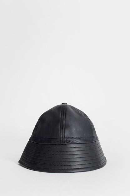 HENDER SCHEME MAN BLACK HATS