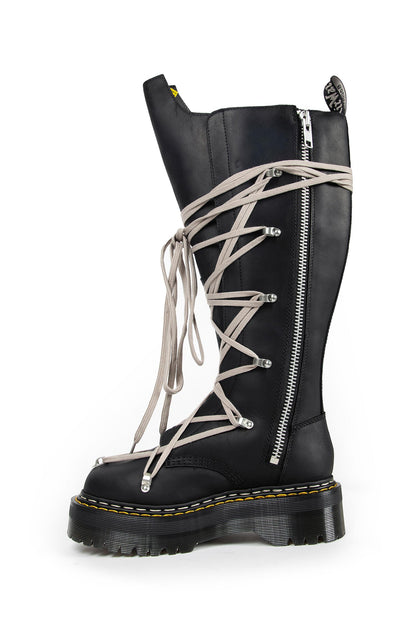 Dr. Martens Quad Sole Pentalace Boots