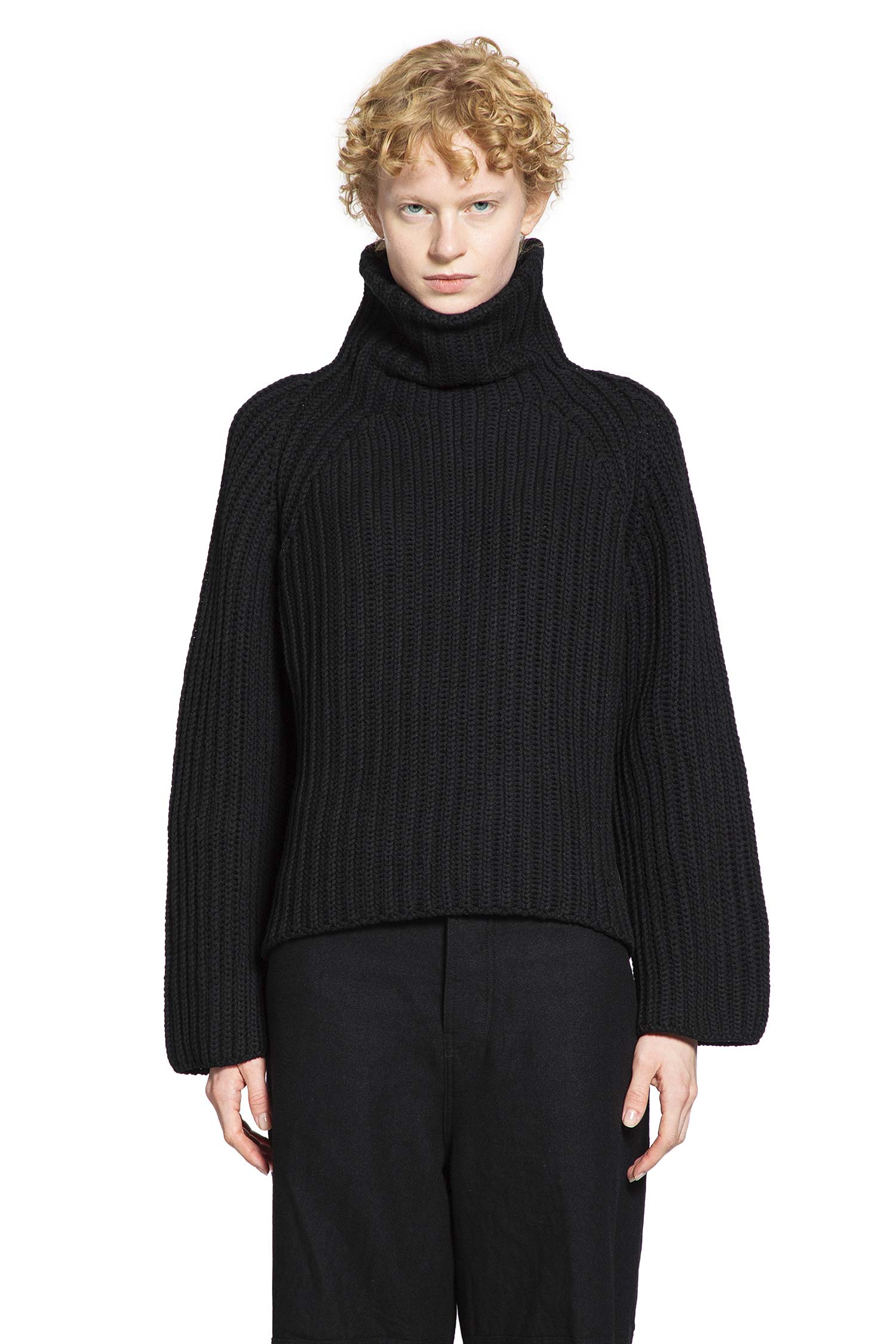 FORME D'EXPRESSION WOMAN BLACK KNITWEAR