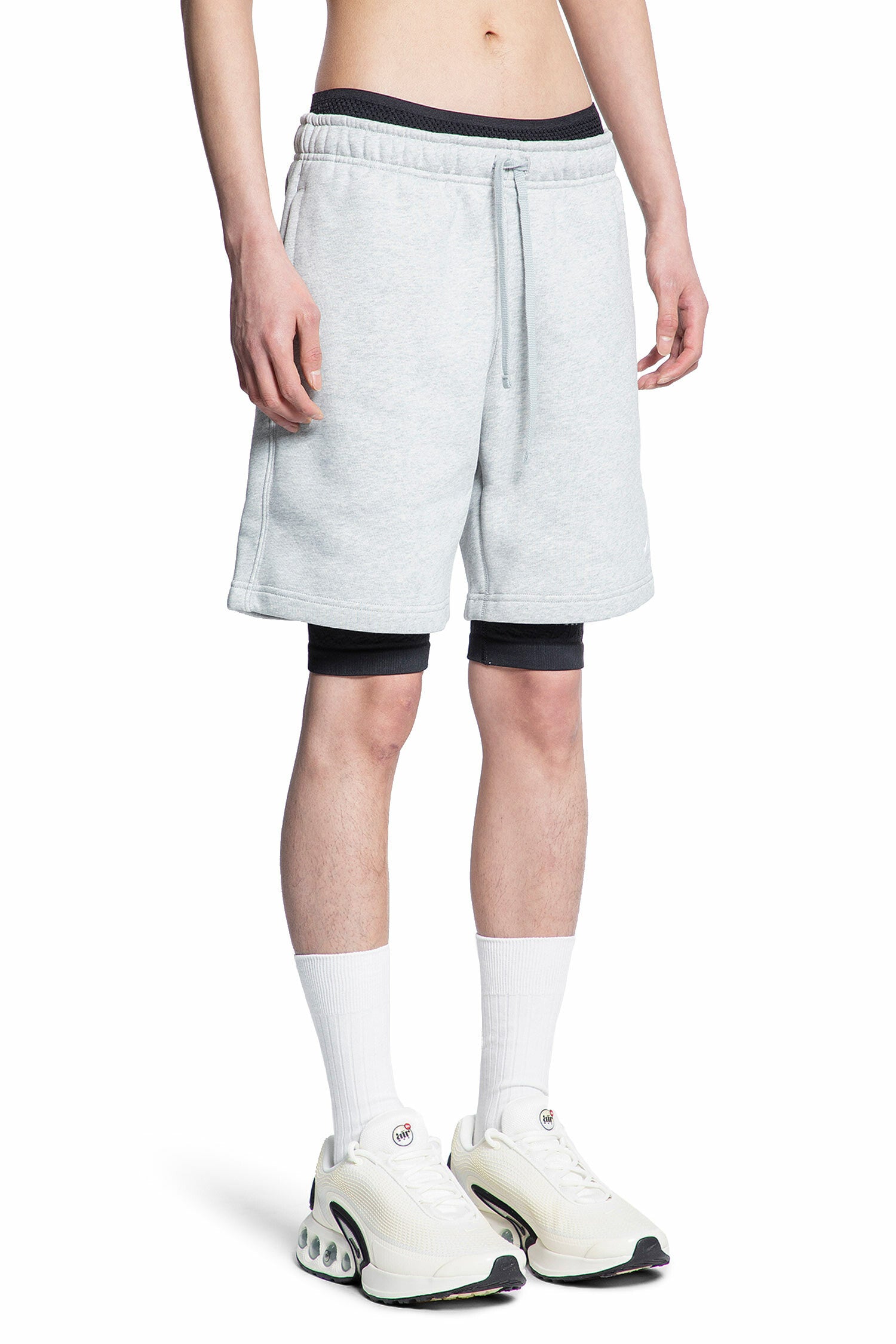 NIKE MAN GREY SHORTS & SKIRTS