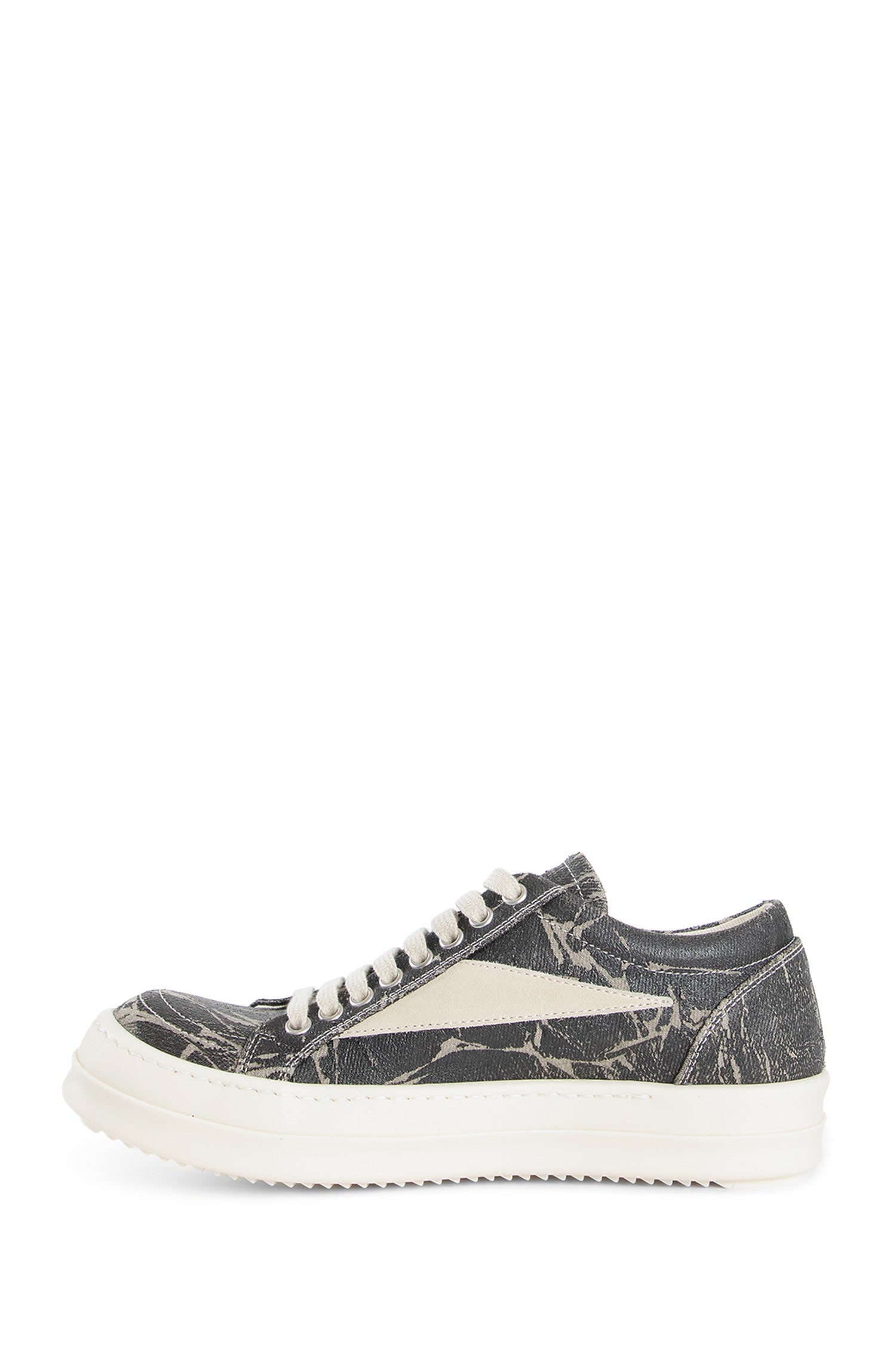 Concordians Vintage Sneaks