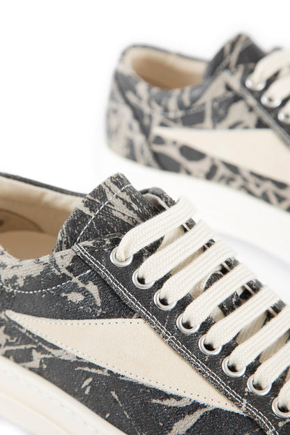 Concordians Vintage Sneaks